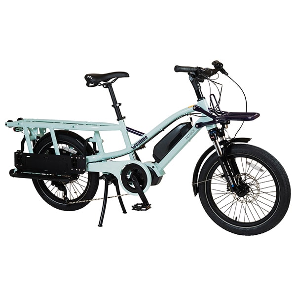 YUBA_Bikes_Fastrack_Front_View_Blue_DRS_Side_Loader_Studio